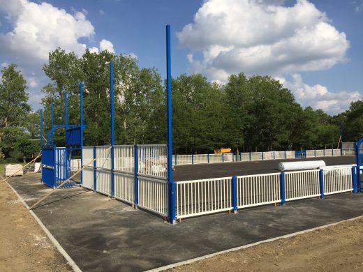 Chantier du terrain multisport de Belvèze-du-Razès