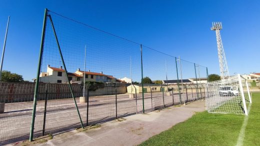 Filet pare-ballons d’un stade de Perpignan