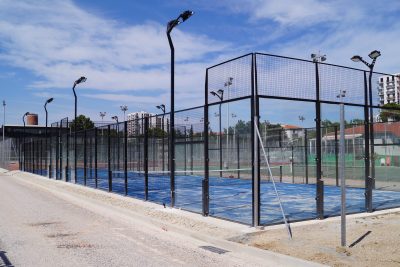 Gazon synthétique, aires de jeux et équipements sportifs à Perpignan
